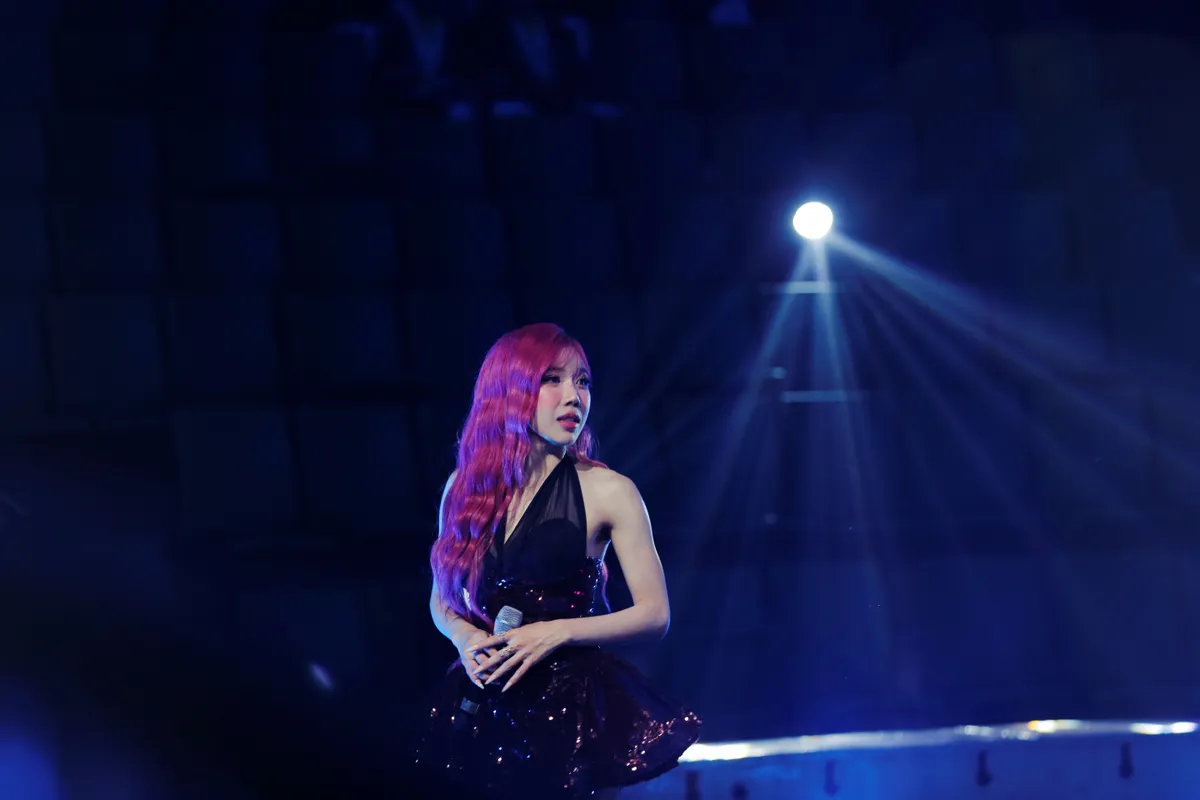 Trang Ph&aacute;p được ho&agrave;n th&agrave;nh ước mơ thuở b&eacute; tại Show Times  - Ảnh 8.