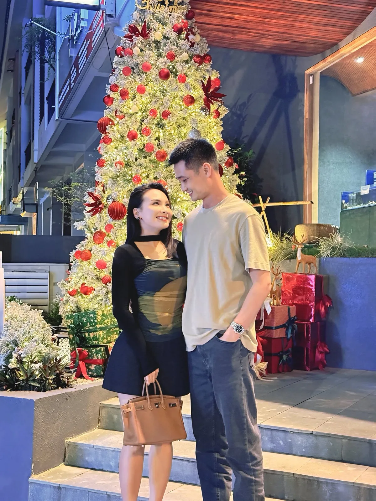 C&aacute;c mỹ nh&acirc;n của "vũ trụ VFC" tuần qua  - Ảnh 9.