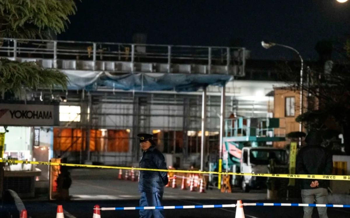 Bên ngoài nhà máy của Công ty Yokohama Rubber sau khi xảy ra vụ tấn công bằng dao (Ảnh: AFP)