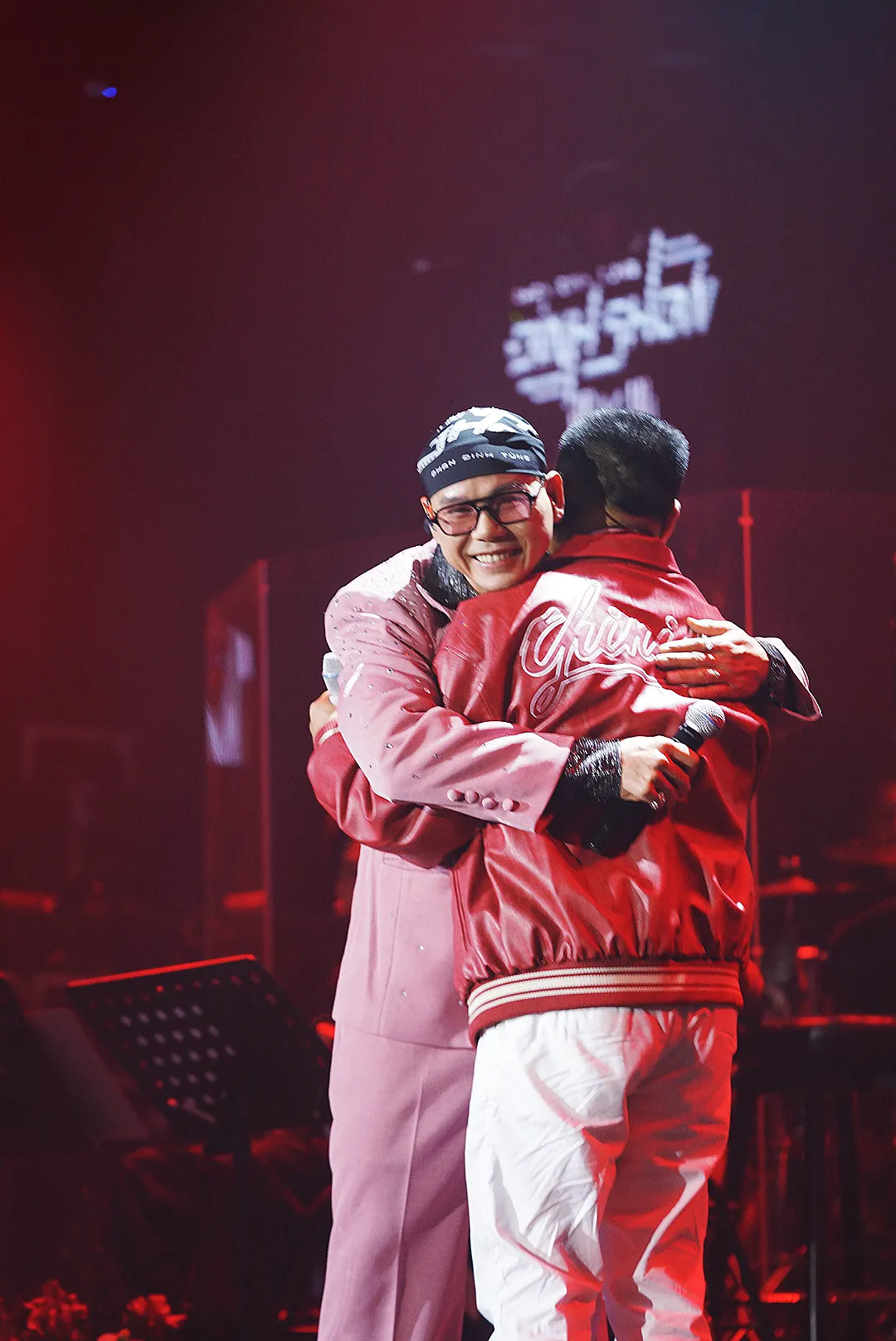 Phan Đinh T&ugrave;ng đ&aacute;nh dấu tuổi 50 v&agrave; h&agrave;nh tr&igrave;nh hơn 26 năm hoạt động nghệ thuật - Ảnh 2.