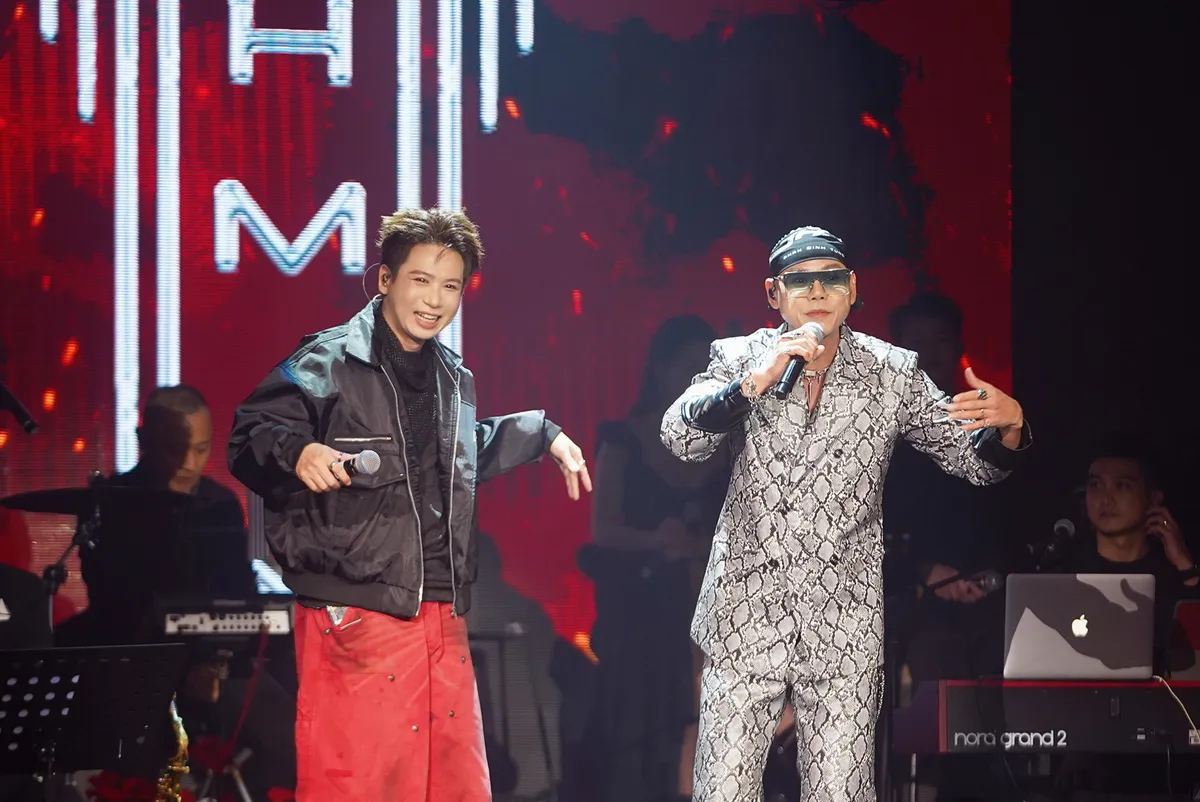 Phan Đinh T&ugrave;ng đ&aacute;nh dấu tuổi 50 v&agrave; h&agrave;nh tr&igrave;nh hơn 26 năm hoạt động nghệ thuật - Ảnh 3.