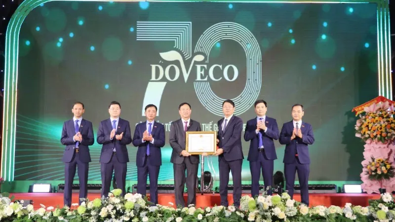 Ph&oacute; Chủ tịch Quốc hội: Coi n&ocirc;ng d&acirc;n l&agrave; đối t&aacute;c, chủ thể của ph&aacute;t triển - Ảnh 7.