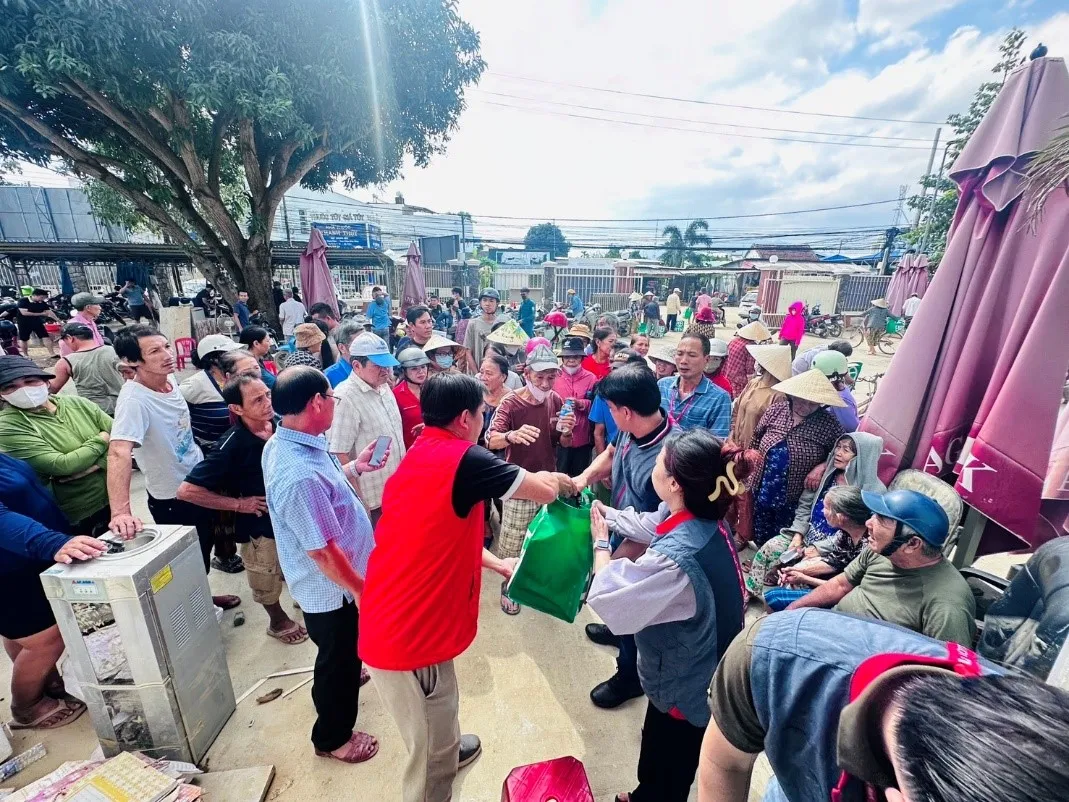 LOTTE MART đồng hành cùng người dân Nha Trang hướng tới năm mới khởi sắc- Ảnh 1. LOTTE MART đồng hành cùng người dân Nha Trang hướng tới năm mới khởi sắc- Ảnh 1.