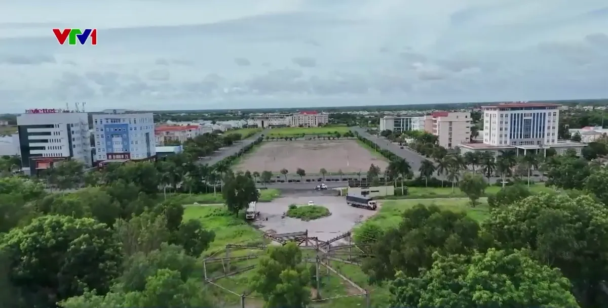 Cà Mau khẩn trương sắp xếp, xử lý tài sản công dôi dư sau sáp nhập - Ảnh 1.