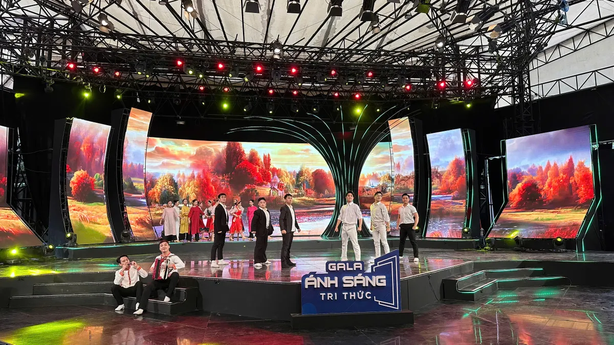 Trực tiếp: Gala &Aacute;nh s&aacute;ng tri thức 2025 (20h, VTV2) - Ảnh 2.