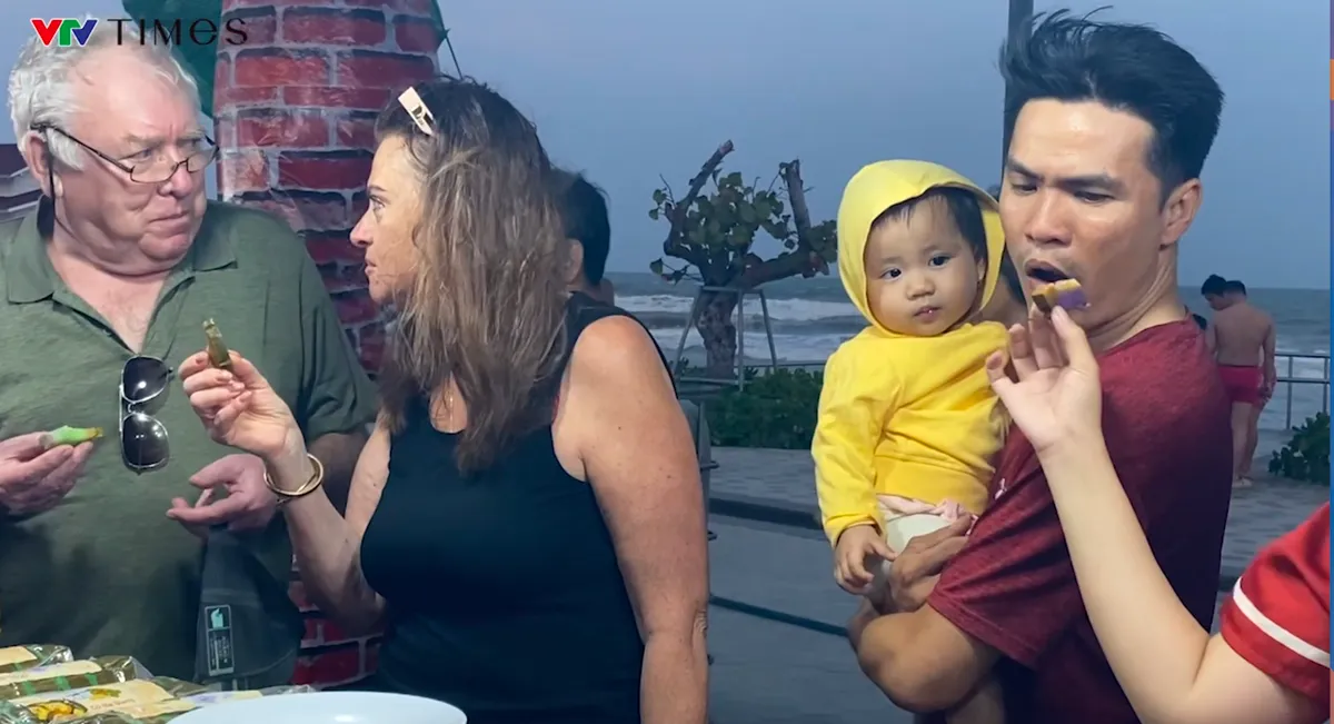 TP Hồ Ch&iacute; Minh: S&ocirc;i động lễ hội ẩm thực &ldquo;Khơi s&oacute;ng b&igrave;nh minh - Hương vị biển xanh&rdquo;- Ảnh 4.