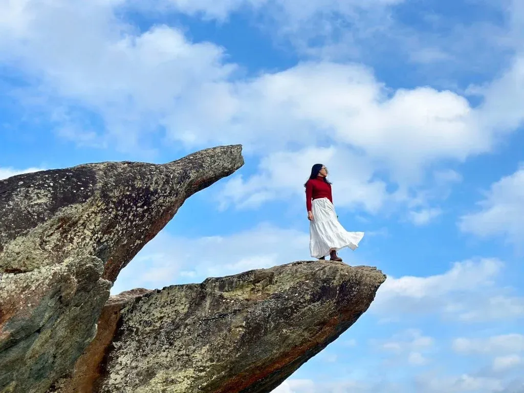 Tà Xùa mùa đông: Hành trình săn mây và chạm vào linh hồn bản làng- Ảnh 1. Tà Xùa mùa đông: Hành trình săn mây và chạm vào linh hồn bản làng- Ảnh 1.