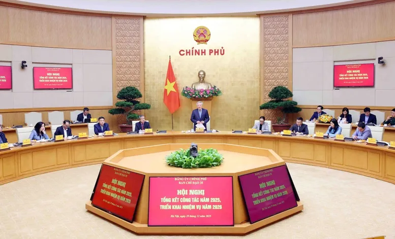 N&acirc;ng cao hiệu quả c&ocirc;ng t&aacute;c tuy&ecirc;n truyền, đấu tranh phản b&aacute;c quan điểm sai tr&aacute;i, th&ugrave; địch trong t&igrave;nh h&igrave;nh mới - Ảnh 1.