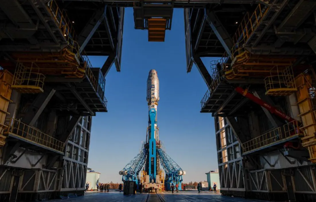 Nga ph&oacute;ng th&agrave;nh c&ocirc;ng hơn 50 vệ tinh l&ecirc;n quỹ đạo - Ảnh 1.