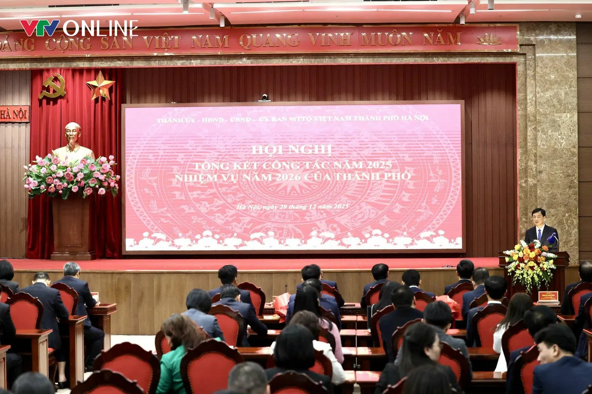 Hà Nội tháo gỡ điểm nghẽn, mở đường giai đoạn phát triển mới- Ảnh 1. Hà Nội tháo gỡ điểm nghẽn, mở đường giai đoạn phát triển mới- Ảnh 1.