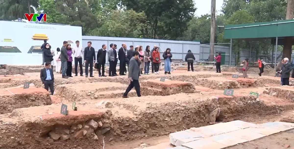 Ph&aacute;t hiện khảo cổ mới tại Ho&agrave;ng th&agrave;nh Thăng Long - Ảnh 1.