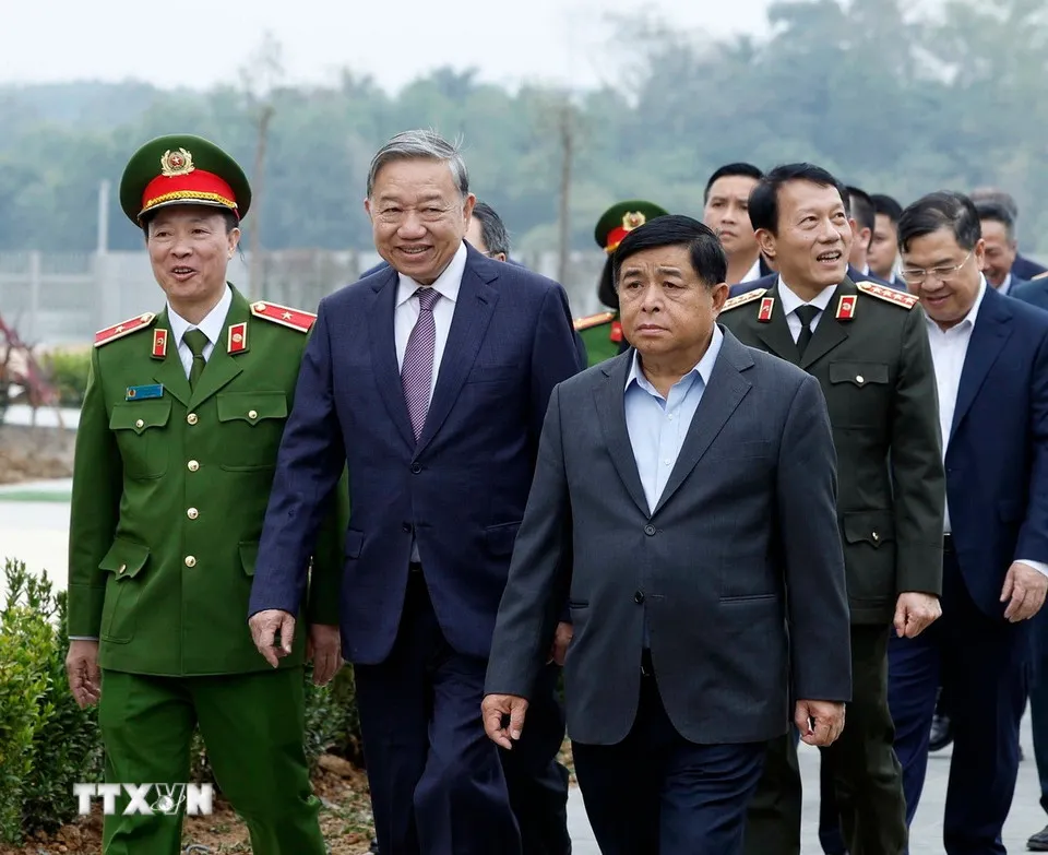 Tổng Bí thư Tô Lâm: Đưa dữ liệu trở thành một nguồn lực chiến lược, một loại tài nguyên mới - Ảnh 1.