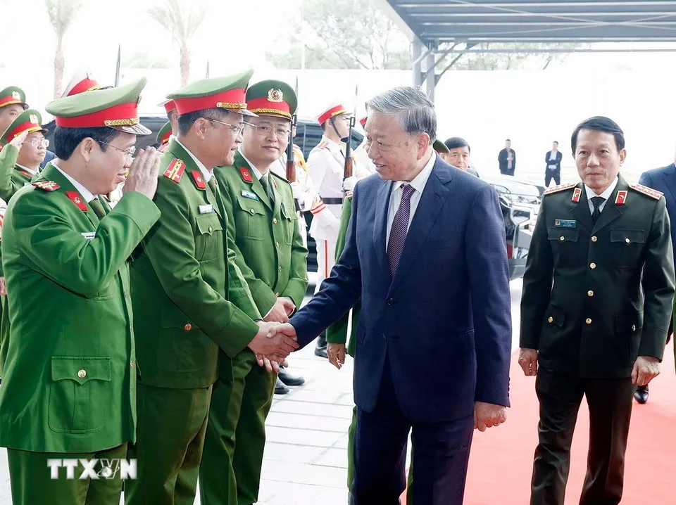 Tổng Bí thư Tô Lâm: Đưa dữ liệu trở thành một nguồn lực chiến lược, một loại tài nguyên mới - Ảnh 5.