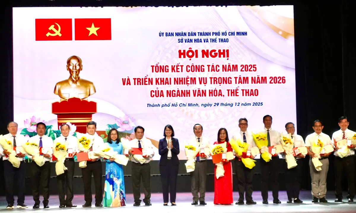 Văn h&oacute;a TP Hồ Ch&iacute; Minh phải xứng tầm với một si&ecirc;u đ&ocirc; thị đặc th&ugrave; - Ảnh 11.