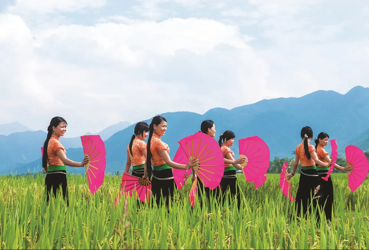 Nghệ thuật X&ograve;e Th&aacute;i: Biểu tượng văn h&oacute;a v&agrave; tinh thần đo&agrave;n kết của v&ugrave;ng T&acirc;y Bắc- Ảnh 1.