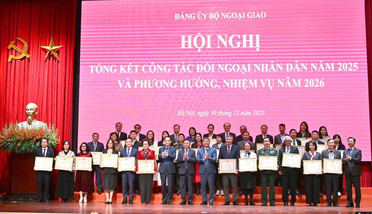 Tạo chuyển biến sâu sắc về tầm quan trọng của đối ngoại nhân dân - Ảnh 1.