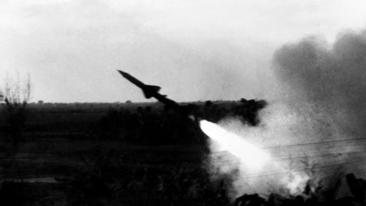 K&yacute; ức Đ&agrave;i Chiến sĩ: Giải mật những tư liệu thầm lặng về chiến thắng "Điện Bi&ecirc;n Phủ tr&ecirc;n kh&ocirc;ng"- Ảnh 1.