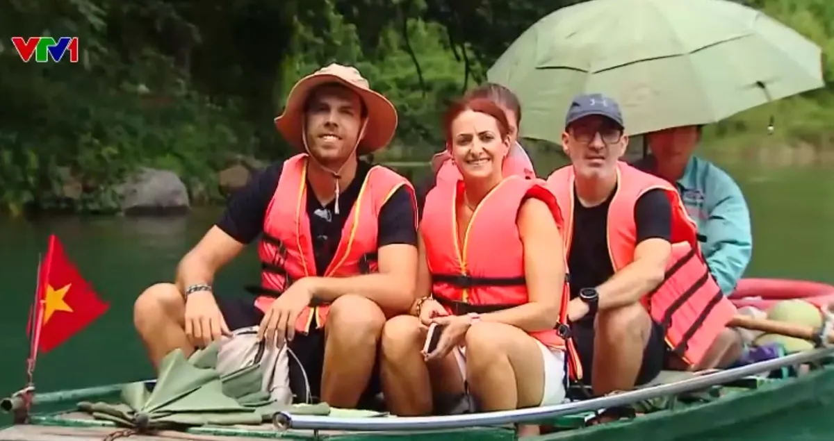 Văn h&oacute;a Việt Nam hấp dẫn du kh&aacute;ch quốc tế- Ảnh 1.