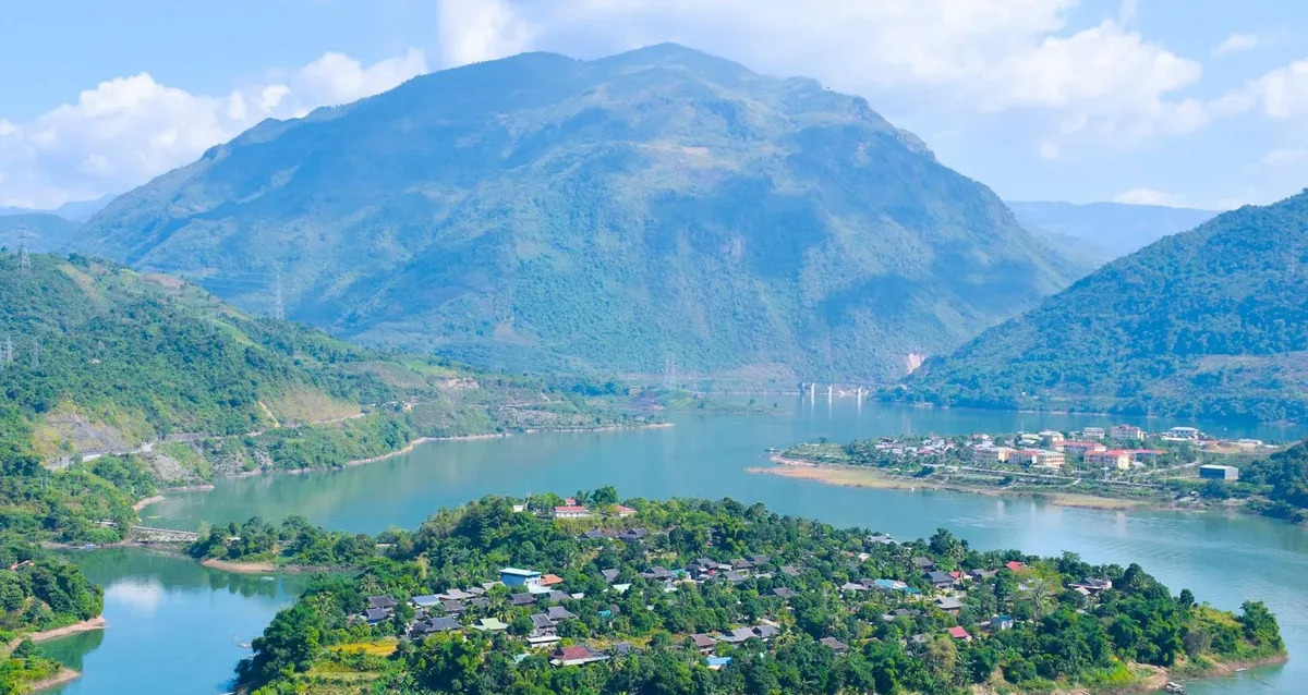 Điện Bi&ecirc;n: Linh hoạt đưa Nghị quyết của Đảng v&agrave;o cuộc sống - Ảnh 6.