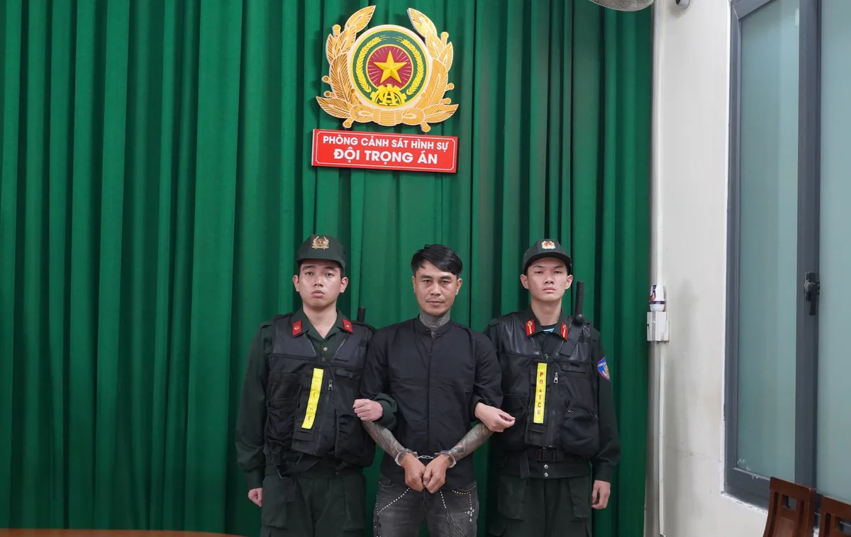 Li&ecirc;n quan vụ "Được Đất Bắc": Khởi tố "Phong L&ecirc;" v&agrave; 14 đối tượng trong đường d&acirc;y đ&ograve;i nợ thu&ecirc;- Ảnh 2.