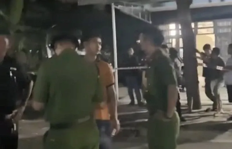 Nữ công nhân tử vong trước phòng trọ ở TP Hồ Chí Minh nghi bị sát hại- Ảnh 1. Nữ công nhân tử vong trước phòng trọ ở TP Hồ Chí Minh nghi bị sát hại- Ảnh 1.