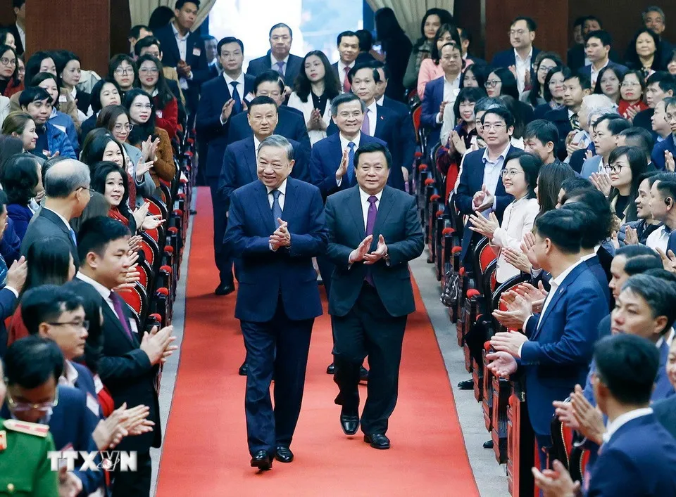 Tổng Bí thư: Đổi mới công tác đào tạo cán bộ gắn với tổ chức thực thi các quyết sách chiến lược của Đảng - Ảnh 1.