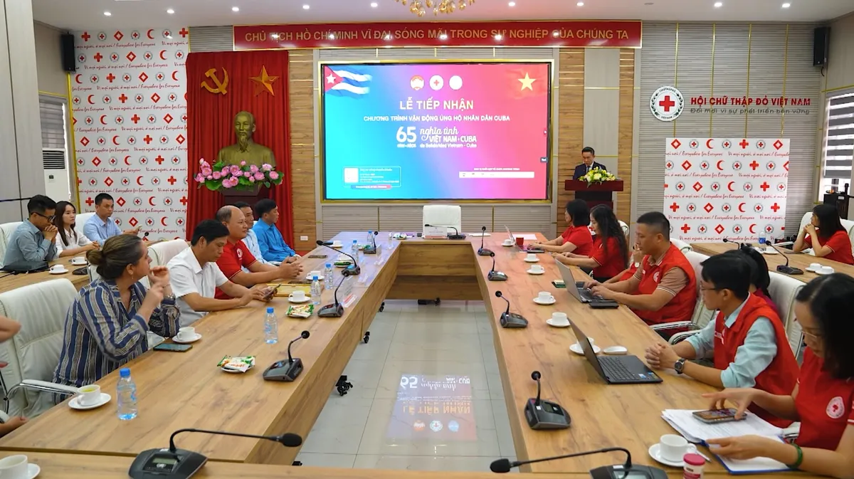 Phim t&agrave;i liệu &ldquo;Cuba - Việt Nam: Anh em từ sự lựa chọn&rdquo;: Tập 2 - Ph&aacute;t triển văn h&oacute;a, gi&aacute;o dục từ nền tảng hữu nghị- Ảnh 1.