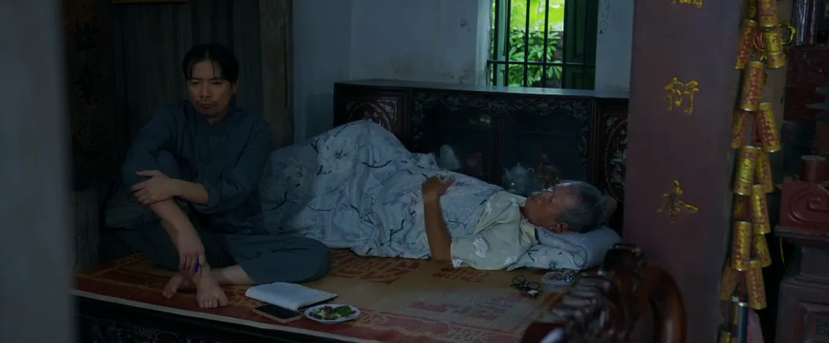 Gia đ&igrave;nh tr&aacute;i dấu - Tập 13: Bố tan n&aacute;t c&otilde;i l&ograve;ng ph&aacute;t hiện con g&aacute;i y&ecirc;u k&eacute;o vali đến ở với bạn trai- Ảnh 5.