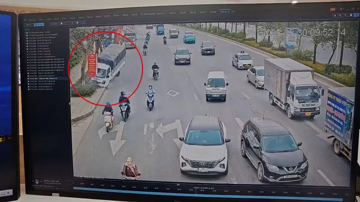 Camera AI hỗ trợ nhanh ch&oacute;ng l&agrave;m r&otilde; nguy&ecirc;n nh&acirc;n vụ tai nạn giao th&ocirc;ng tr&ecirc;n đường Đ&agrave;m Quang Trung - Ảnh 1.