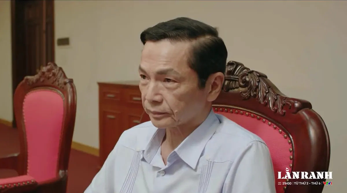 Lằn ranh - Tập 43: Ông Sách phản đối Chủ tịch tỉnh gay gắt để bảo vệ người tình - Ảnh 2.
