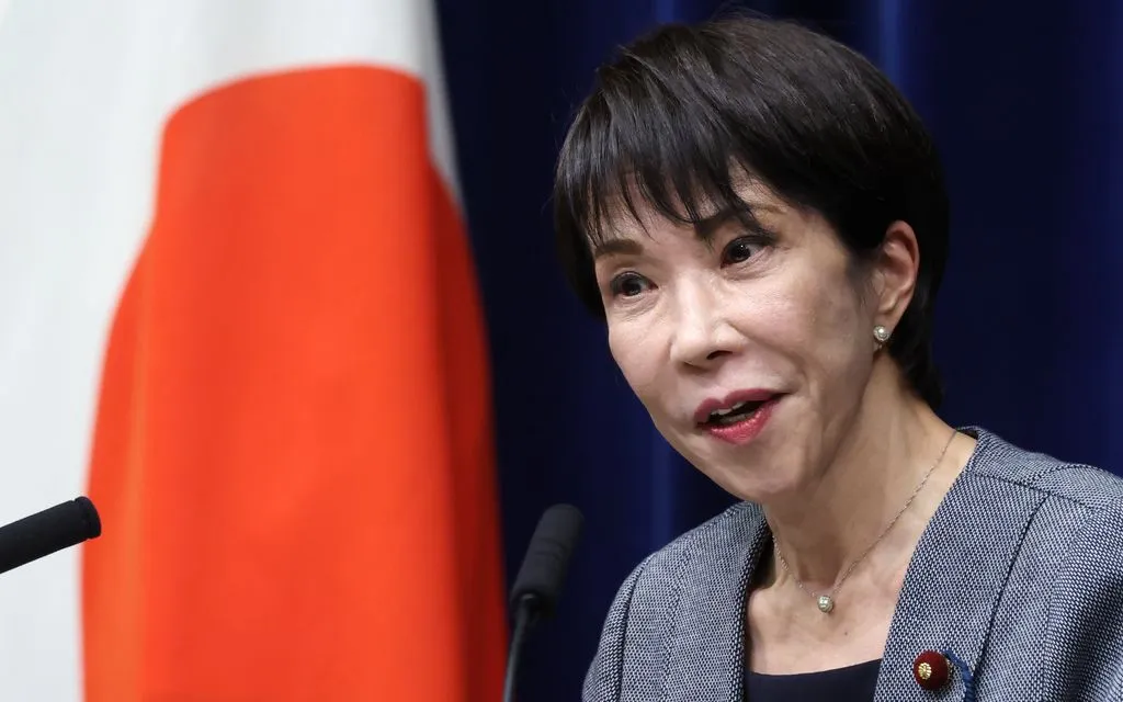 Thủ tướng Nhật Bản Sanae Takaichi phát biểu tại họp báo ở Tokyo, ngày 17/12/2025 (Ảnh: Kiyoshi Ota/Pool/AP)