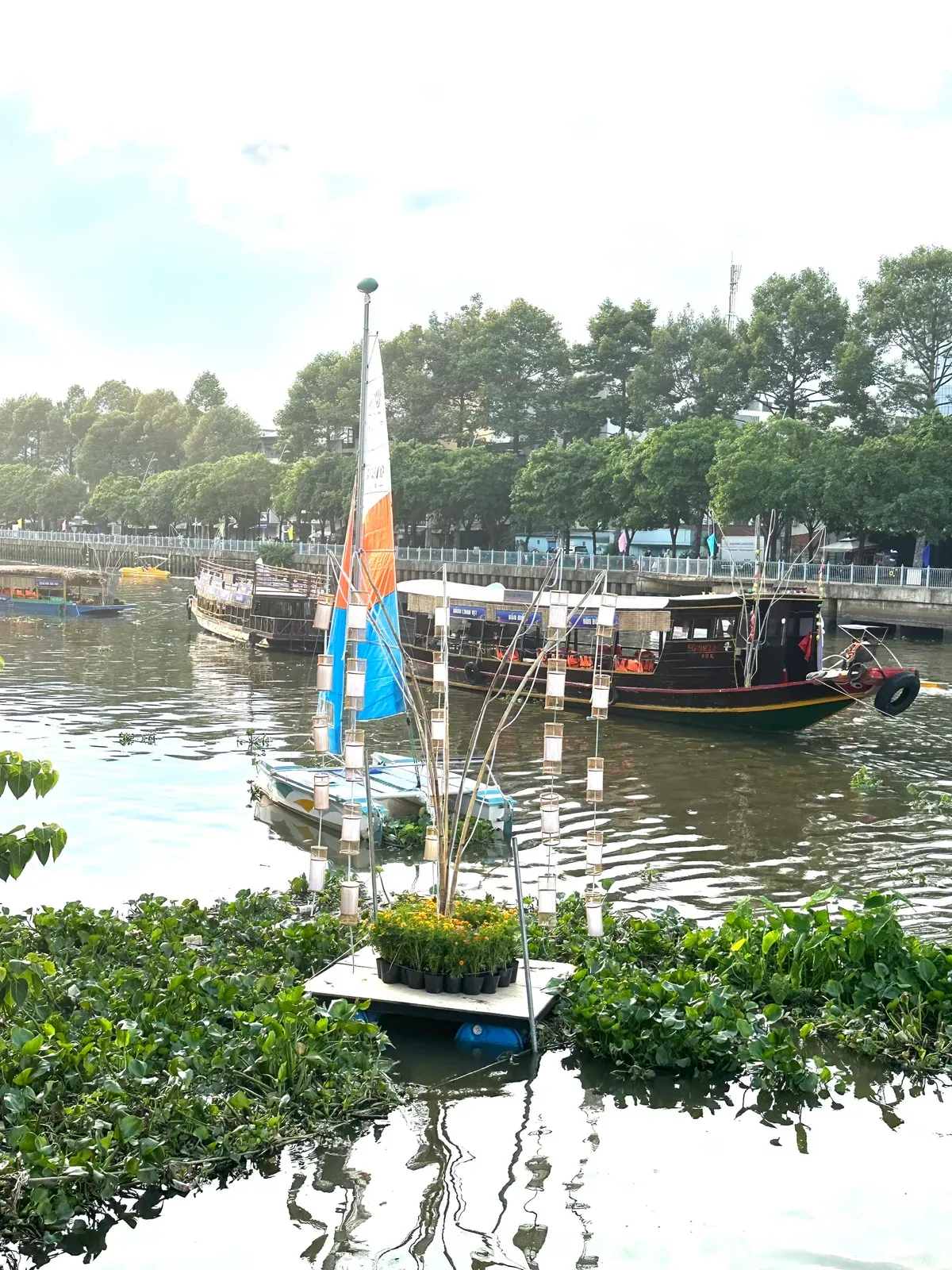 Du lịch TP Hồ Ch&iacute; Minh gỡ &ldquo;điểm nghẽn&rdquo; để bứt ph&aacute;- Ảnh 2.