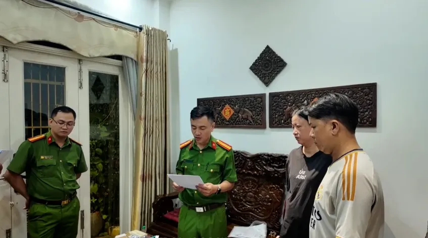 Giám đốc Công ty TNHH Profit cầm đầu đường dây buôn lậu thực phẩm chức năng hơn 40 tỷ đồng - Ảnh 3.