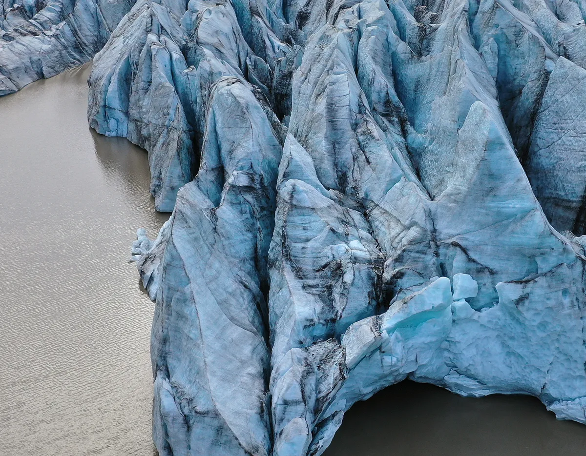 Băng tan &ldquo; đ&aacute;nh thức&rdquo; những n&uacute;i lửa nguy hiểm nhất thế giới - Ảnh 1.