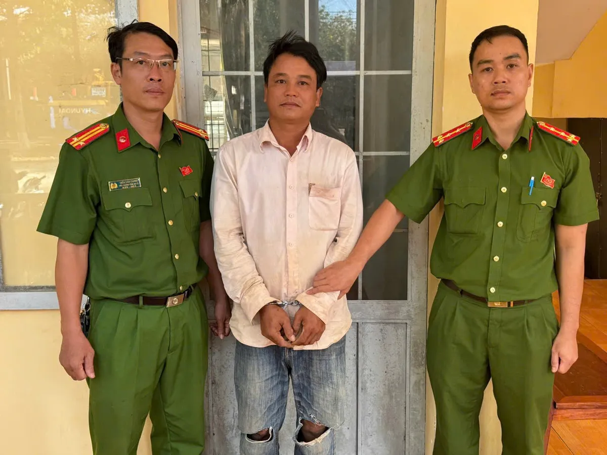 Bắt giữ đối tượng truy n&atilde; đặc biệt nguy hiểm về tội giết người - Ảnh 1.