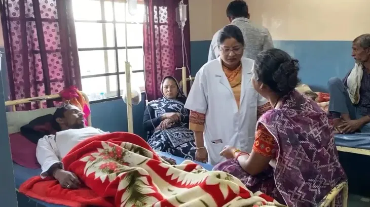 &Iacute;t nhất 5 người tử vong v&agrave; gần 150 người nhập viện do d&ugrave;ng nước bị &ocirc; nhiễm ở Ấn Độ- Ảnh 1.