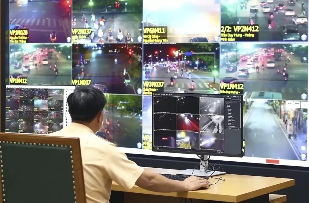 Camera A.I phát hiện hơn 60 trường hợp vượt đèn đỏ trong ngày đầu năm 2026 - Ảnh 3.