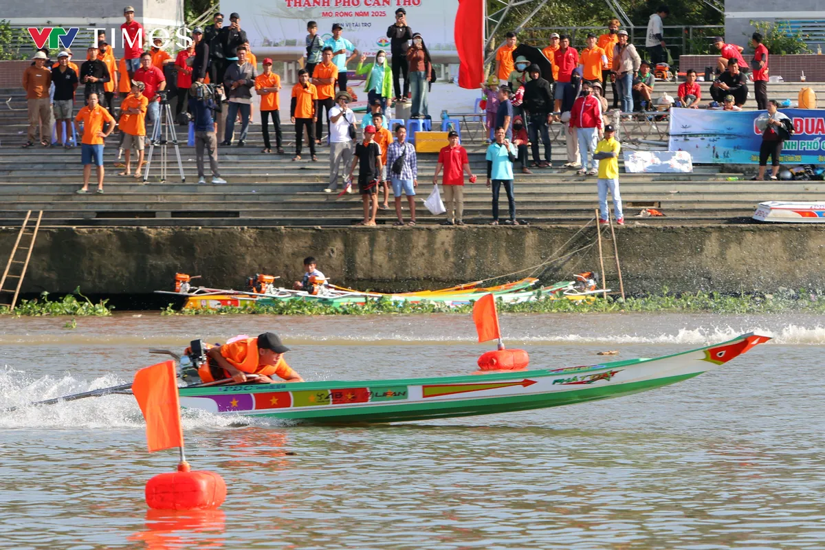 Nhiều hoạt động thể thao hấp dẫn tại Lễ hội s&ocirc;ng nước Cần Thơ- Ảnh 10.