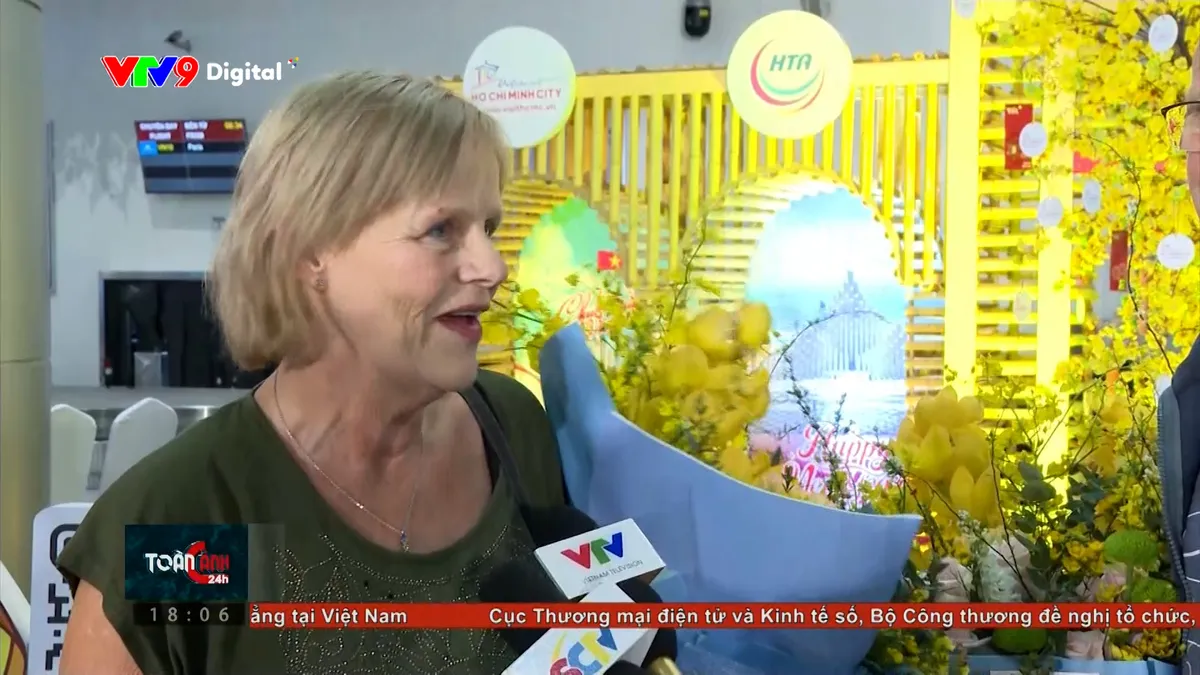 tec24h-0101-1 lydia.jpg