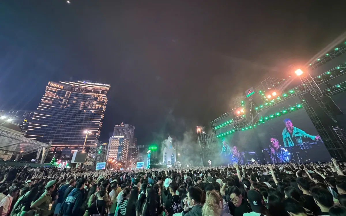 Du lịch Khánh Hòa sôi động ngay từ đầu năm 2026.