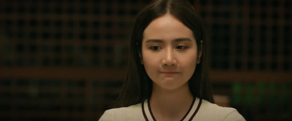 C&aacute;ch em 1 milimet - Tập 35: Thấy Viễn đưa My đi kh&aacute;m thai, Ng&acirc;n đi uống rượu v&agrave; bị bỏ thuốc m&ecirc;- Ảnh 10.