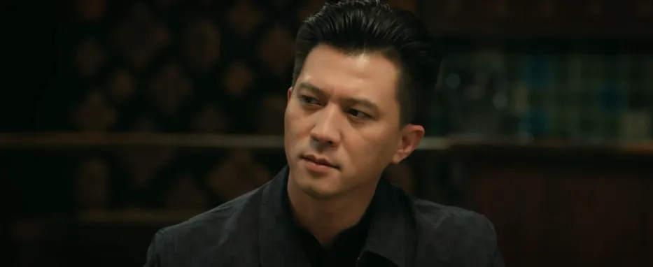 C&aacute;ch em 1 milimet - Tập 35: Thấy Viễn đưa My đi kh&aacute;m thai, Ng&acirc;n đi uống rượu v&agrave; bị bỏ thuốc m&ecirc;- Ảnh 13.