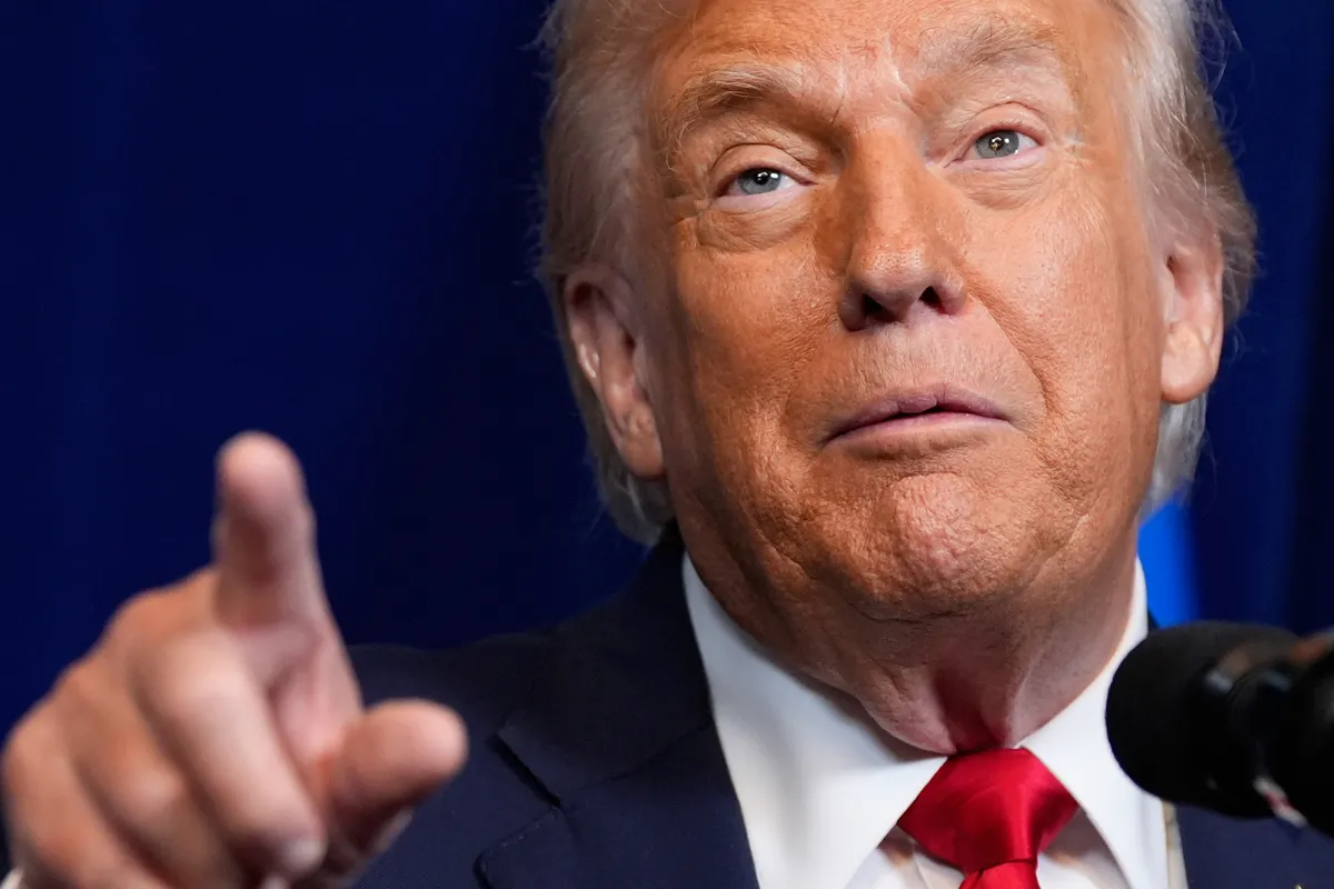 Tổng thống Trump lên tiếng làm rõ về tình hình sức khỏe- Ảnh 1. Tổng thống Trump lên tiếng làm rõ về tình hình sức khỏe- Ảnh 1.