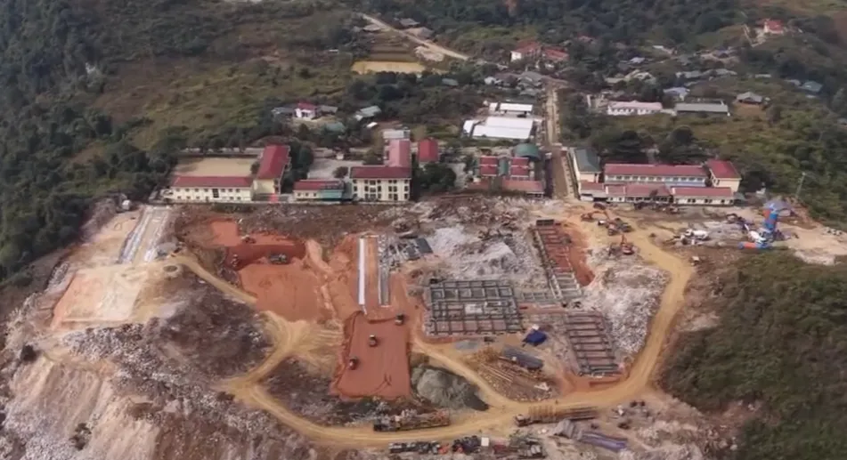 ĐẢM BẢO TIẾN ĐỘ 100 TRƯỜNG NỘI TR&Uacute; LI&Ecirc;N CẤP Ở BI&Ecirc;N GIỚI - Ảnh 1.