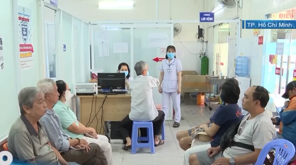 NG&Agrave;Y ĐẦU TRẠM Y TẾ HOẠT ĐỘNG THEO M&Ocirc; H&Igrave;NH MỚI - Ảnh 1.