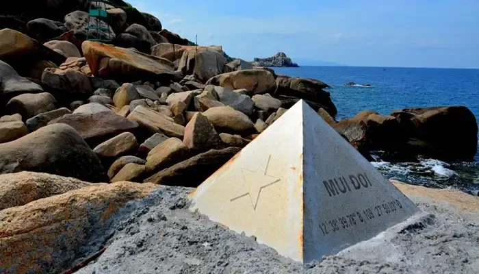 Ch&egrave;o Kayak chinh phục cực Đ&ocirc;ng: Cuộc đối thoại giữa sức người v&agrave; đại dương- Ảnh 1.