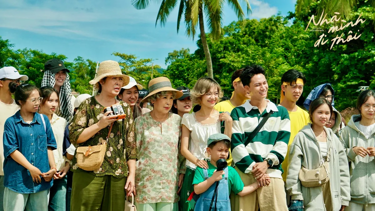 NSƯT Ngọc Quỳnh nói về vai diễn "lạc nhịp" trong phim Tết Nhà mình đi thôi - Ảnh 5.