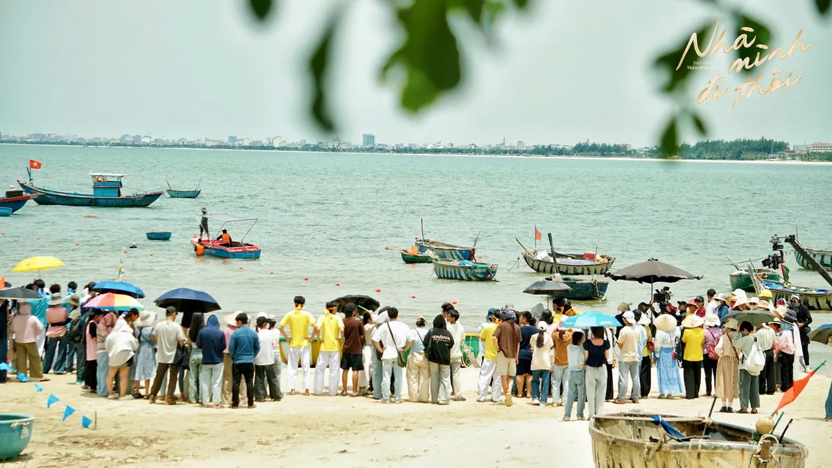 'Nhà mình đi thôi' và hành trình ngày xuân đầy năng lượng của gia đình đa thế hệ- Ảnh 2. 'Nhà mình đi thôi' và hành trình ngày xuân đầy năng lượng của gia đình đa thế hệ- Ảnh 2.