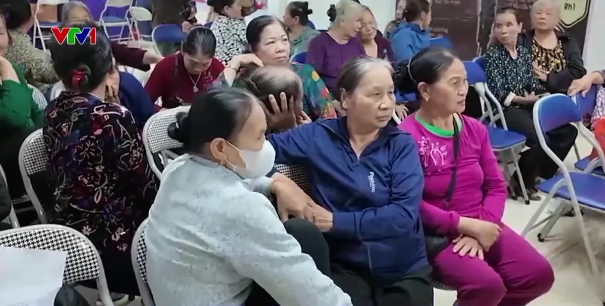 &ldquo;Hội thảo tặng qu&agrave;&rdquo; v&agrave; chiếc bẫy nhắm v&agrave;o người cao tuổi- Ảnh 1.