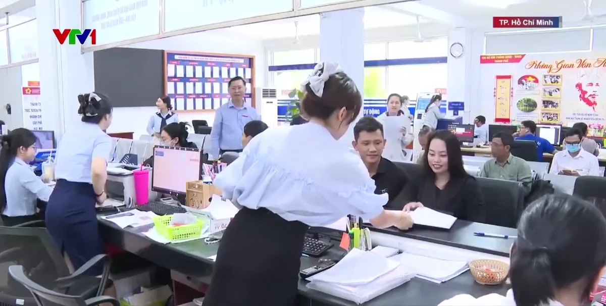 Chấm điểm c&ocirc;ng chức &ndash; C&acirc;u chuyện từ cơ sở - Ảnh 3.